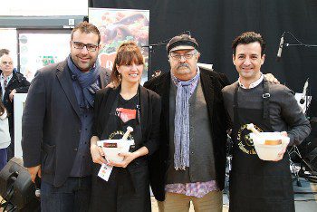 Raül Balam i Marta Bayarri són investits Xatonatires d’Honor al Festival del Xató de Vilanova i la Geltrú celebrat el passat diumenge
