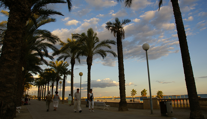 activitat turística al Garraf, taxa turística, taxa turística Vilanova,taxa turística Garraf, cànon diari de pernoctacions, cànon diari de pernoctacion, cànon diari de pernoctacions Vilanova, turistes de Vilanova, com son els turistes del garraf, com son el turistes de vilanova