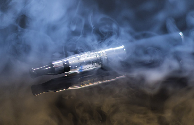 La regulació legal de la cigarreta electrònica