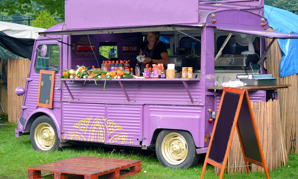 Salut Pública presenta la primera guia sobre els ‘food truck’