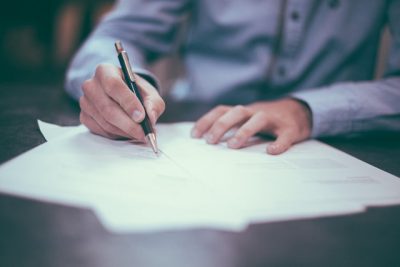 Pot l’empresa actuar disciplinàriament en situacions o fets?