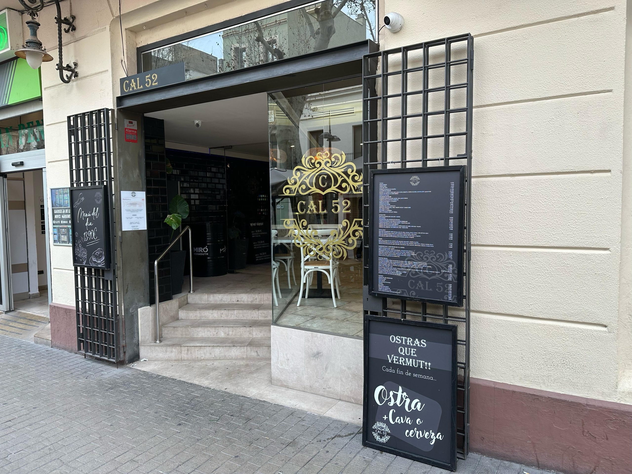 CAL 52