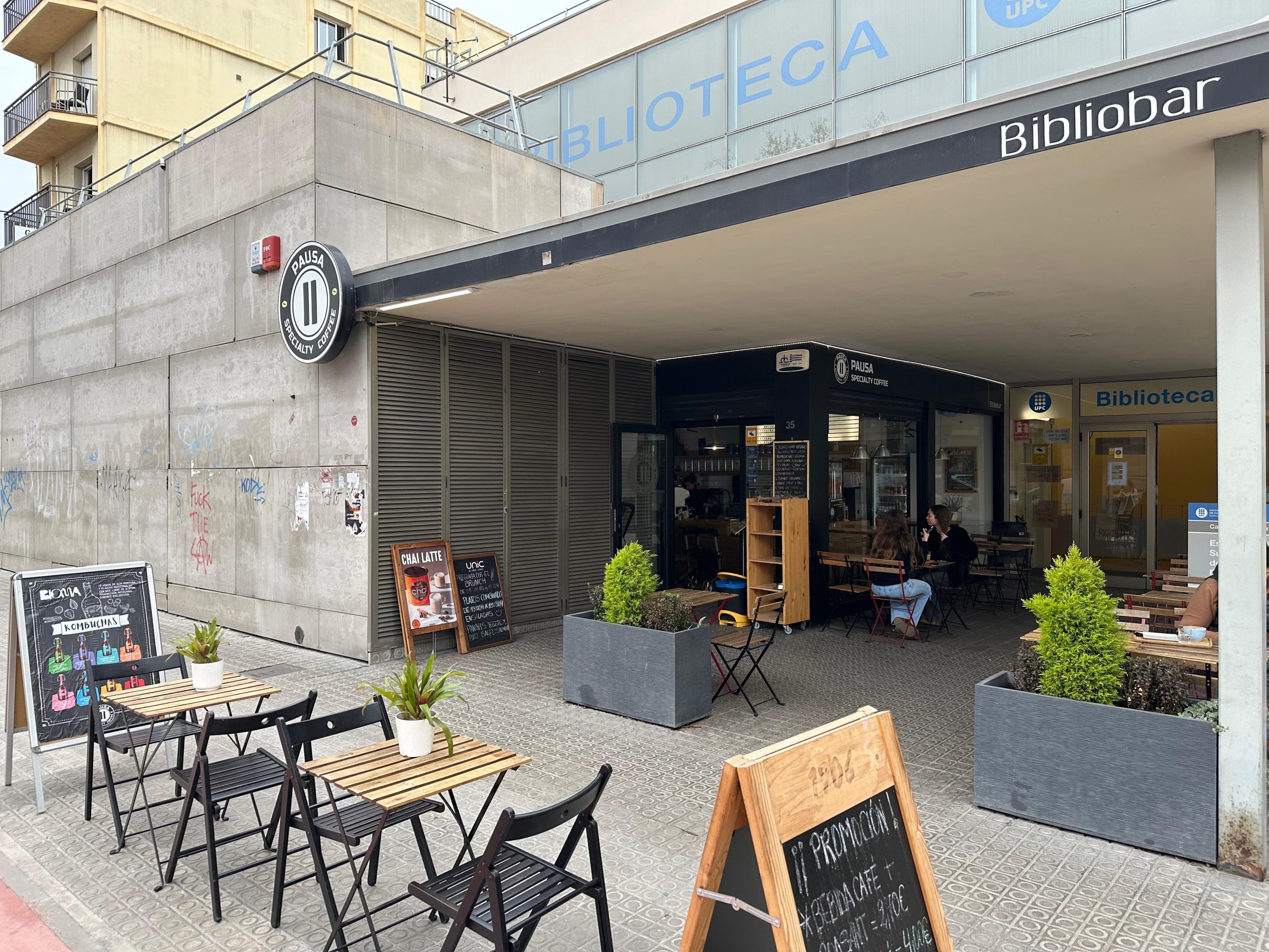 PAUSA COFFEE
